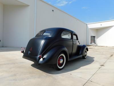 1937 Ford Tudor