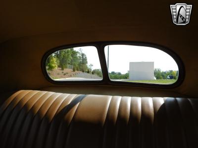 1937 Ford Tudor