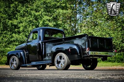 1951 Ford F2