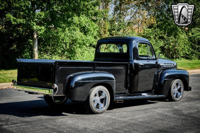 1951 Ford F2