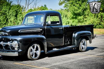 1951 Ford F2