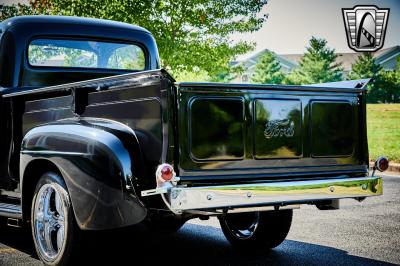 1951 Ford F2