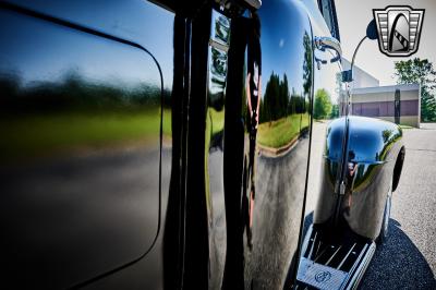 1951 Ford F2