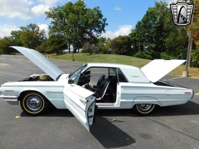 1964 Ford Thunderbird