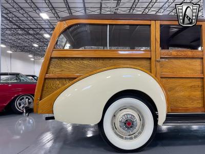 1940 Packard 110