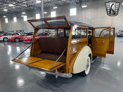 1940 Packard 110