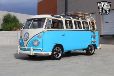 1973 Volkswagen Kombi Bus