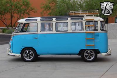 1973 Volkswagen Kombi Bus