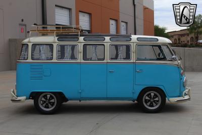 1973 Volkswagen Kombi Bus