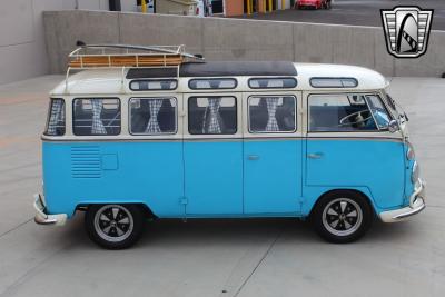 1973 Volkswagen Kombi Bus