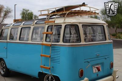 1973 Volkswagen Kombi Bus