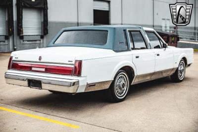 1985 Lincoln Town Car