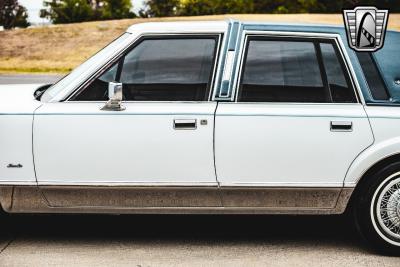 1985 Lincoln Town Car