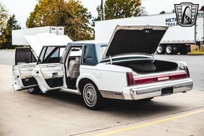 1985 Lincoln Town Car