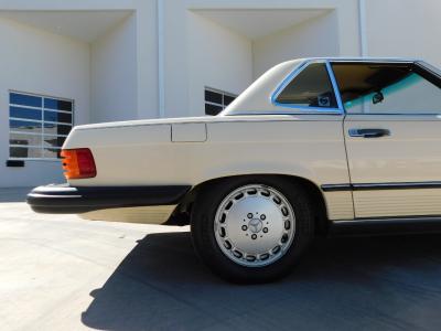 1987 Mercedes - Benz 560SL