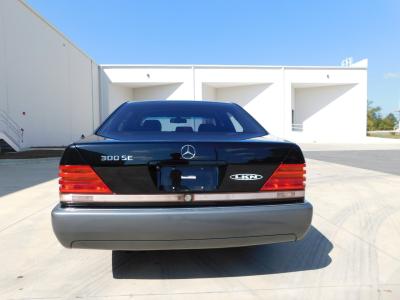 1992 Mercedes - Benz 300SE