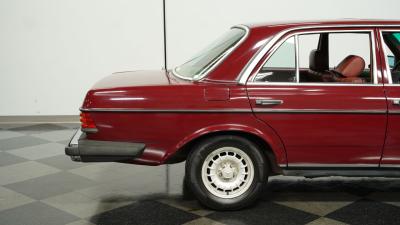 1983 Mercedes - Benz 240D