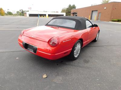 2003 Ford Thunderbird