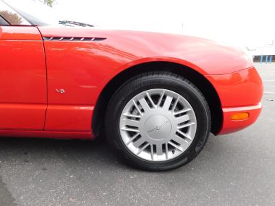 2003 Ford Thunderbird