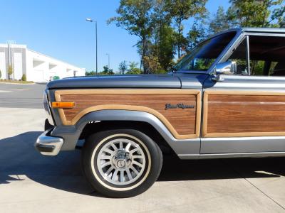 1991 Jeep Grand Wagoneer