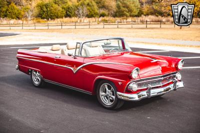 1955 Ford Sunliner