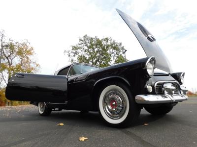 1955 Ford Thunderbird