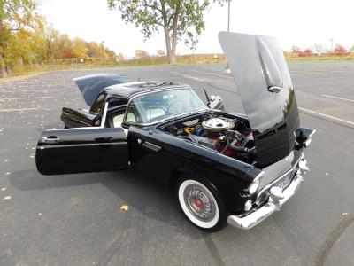 1955 Ford Thunderbird