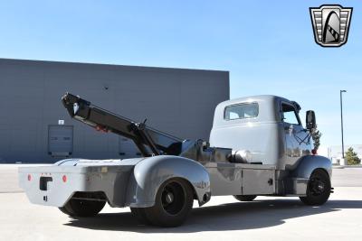 1949 Chevrolet Tow Truck