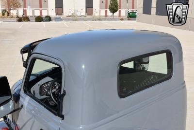 1949 Chevrolet Tow Truck