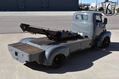 1949 Chevrolet Tow Truck