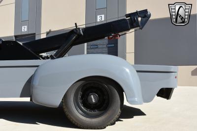 1949 Chevrolet Tow Truck