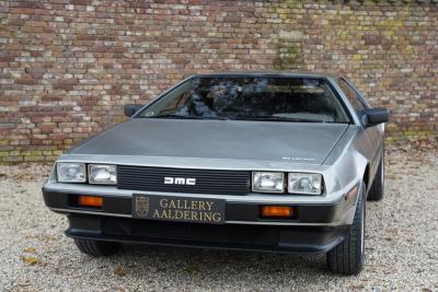 1982 DeLorean DMC-12