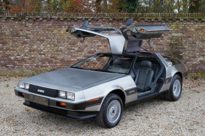 1982 DeLorean DMC-12