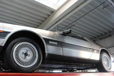 1982 DeLorean DMC-12