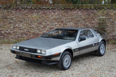 1982 DeLorean DMC-12