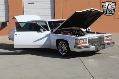 1982 Cadillac Coupe DeVille