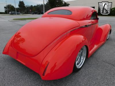 1939 Ford Custom