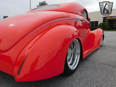 1939 Ford Custom