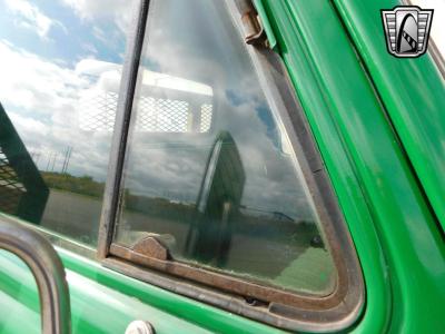 1952 Chevrolet 2 1/2 Ton Flatbed