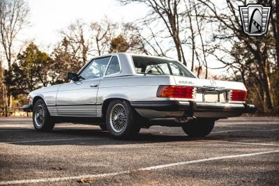 1985 Mercedes - Benz 380SL