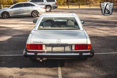 1985 Mercedes - Benz 380SL