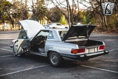 1985 Mercedes - Benz 380SL