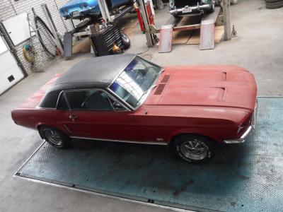 1968 Ford Mustang J code