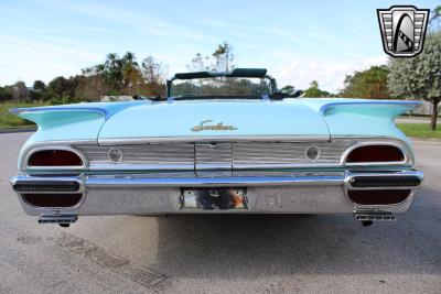 1960 Ford Sunliner