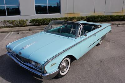 1960 Ford Sunliner