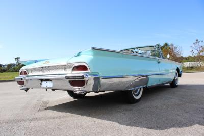 1960 Ford Sunliner