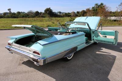 1960 Ford Sunliner