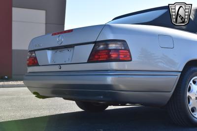 1995 Mercedes - Benz E-Class