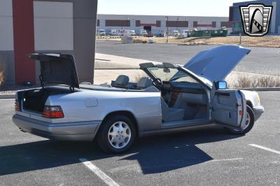 1995 Mercedes - Benz E-Class