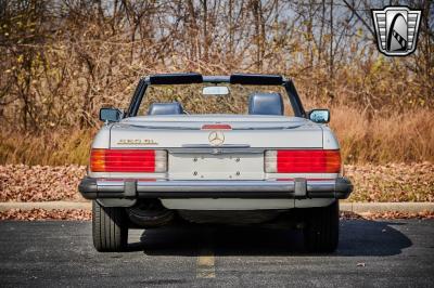 1988 Mercedes - Benz 560SL